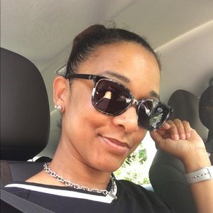 Meet your Posher, Angel